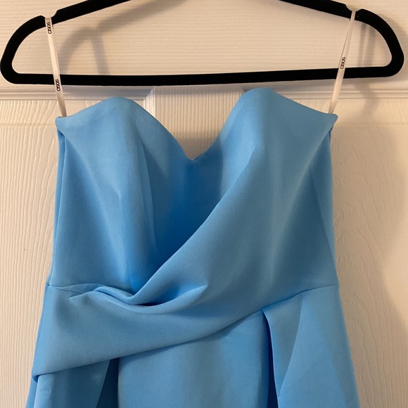 ASOS DESIGN Tall wrap bandeau prom midi dress in blue - Picture 5 of 5